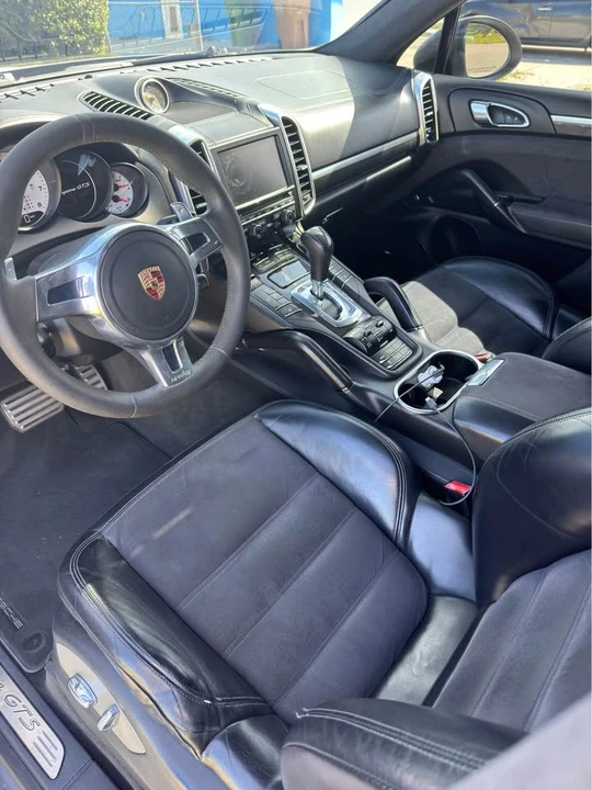 2013 Porsche 958 Cayenne GTS - Image 8 of 10