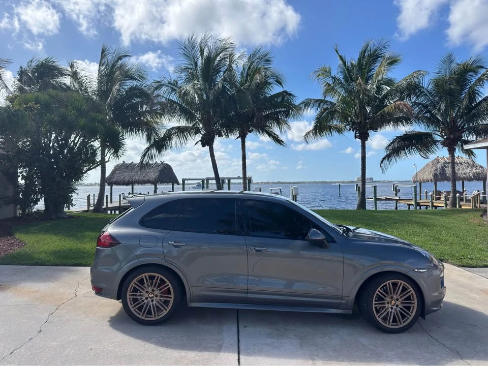 2013 Porsche 958 Cayenne GTS - Image 2 of 10