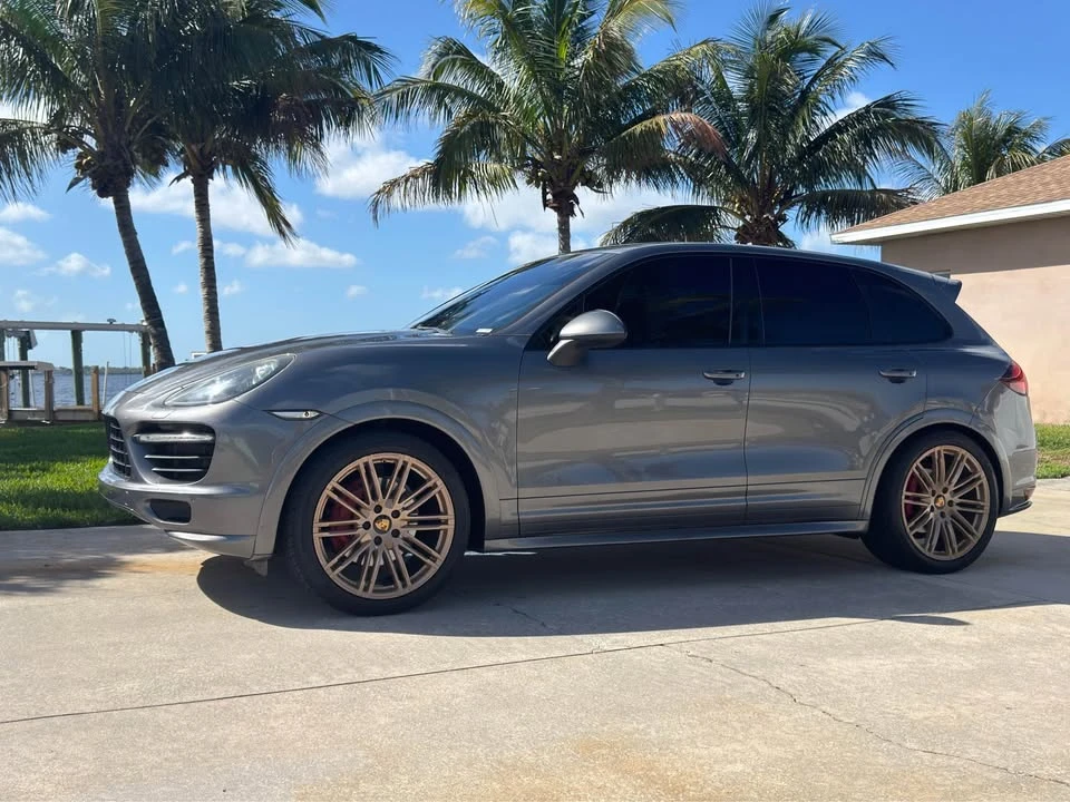 2013 Porsche 958 Cayenne GTS - Image 7 of 10