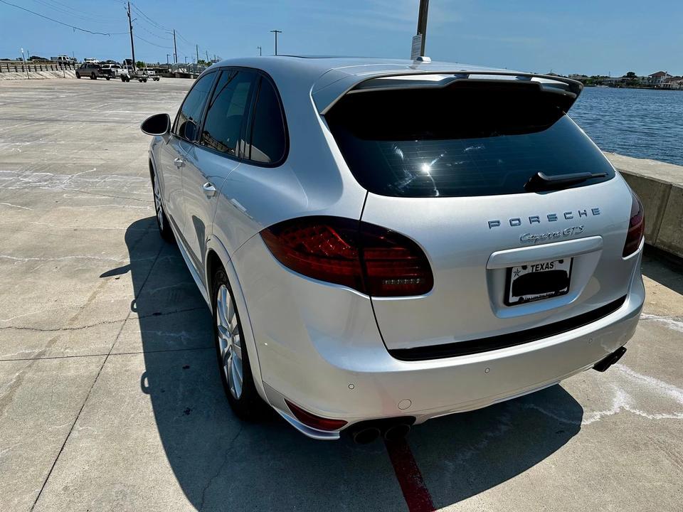 2013 Porsche 958 Cayenne GTS - Image 18 of 31