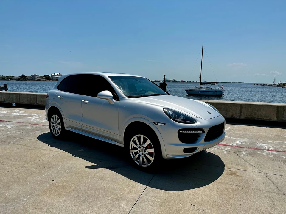 2013 Porsche 958 Cayenne GTS - Image 12 of 31