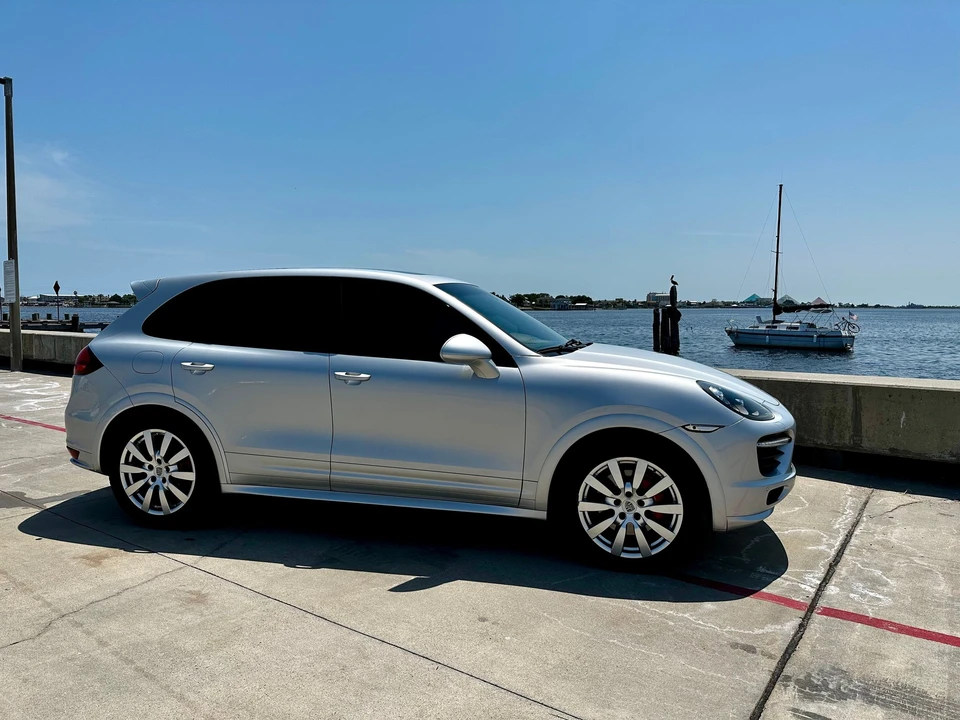 2013 Porsche 958 Cayenne GTS - Image 11 of 31