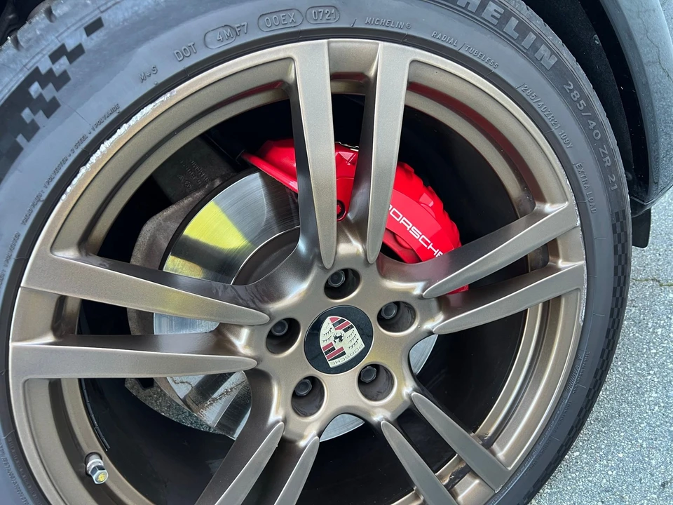 2013 Porsche 958 Cayenne GTS - Image 17 of 21