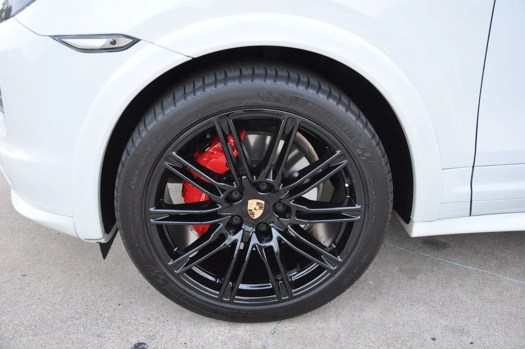 2013 Porsche 958 Cayenne GTS - Image 11 of 31