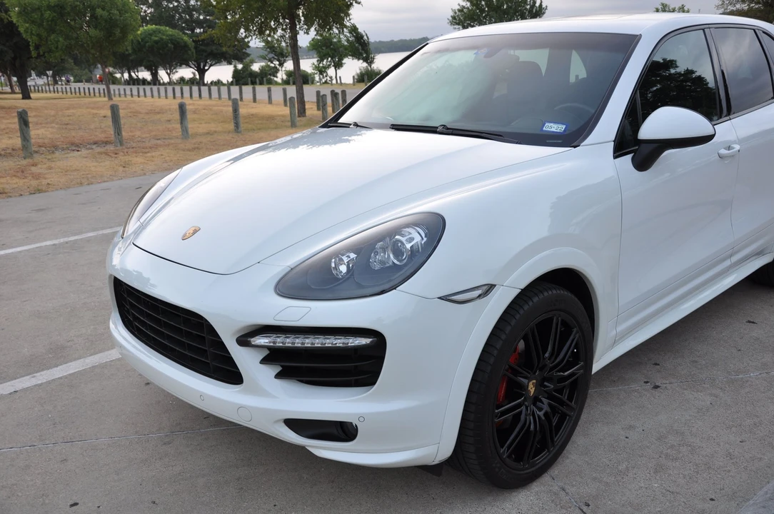 2013 Porsche 958 Cayenne GTS - Image 13 of 31