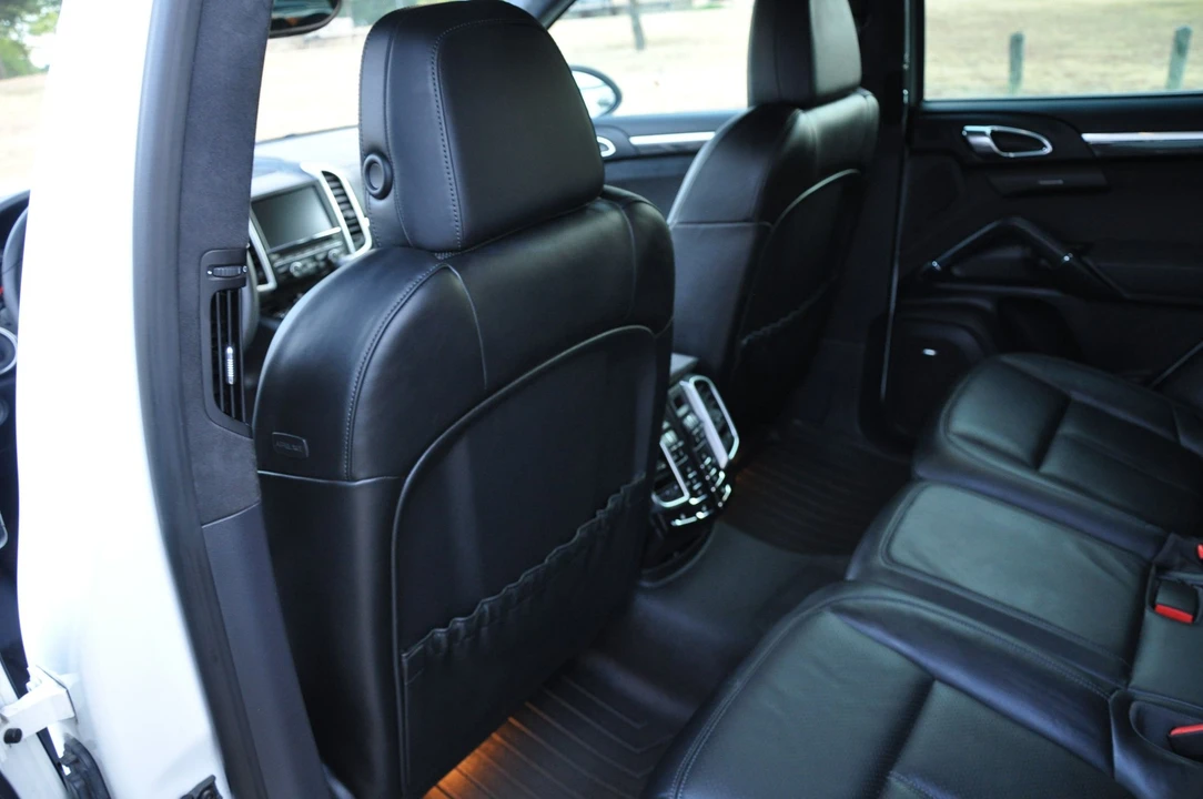 2013 Porsche 958 Cayenne GTS - Image 22 of 31