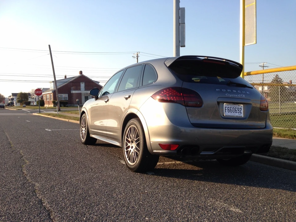 2013 Porsche 958 Cayenne GTS - Image 3 of 11