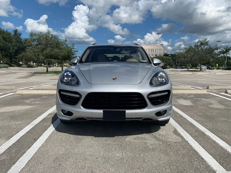2013 Porsche 958 Cayenne GTS - Image 5 of 12