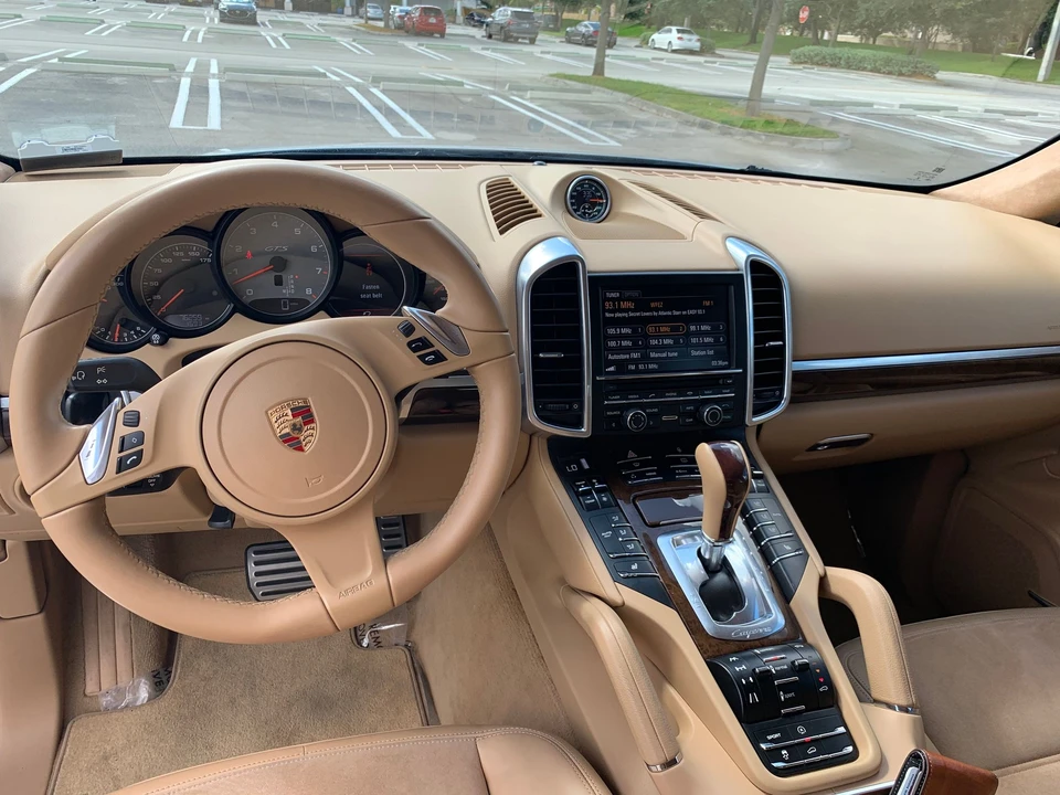 2013 Porsche 958 Cayenne GTS - Image 2 of 12