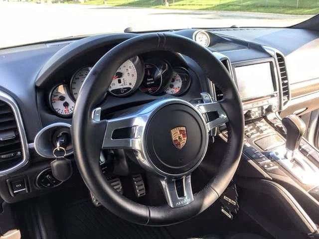 2013 Porsche 958 Cayenne GTS - Image 14 of 26