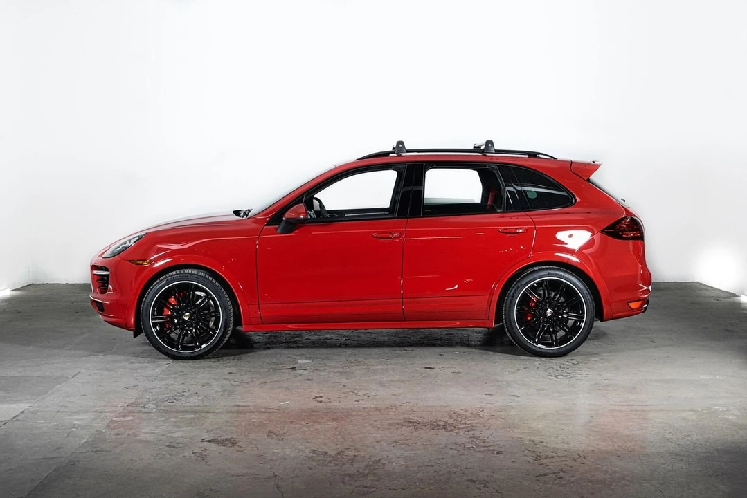 2013 Porsche 958 Cayenne GTS - Image 5 of 20