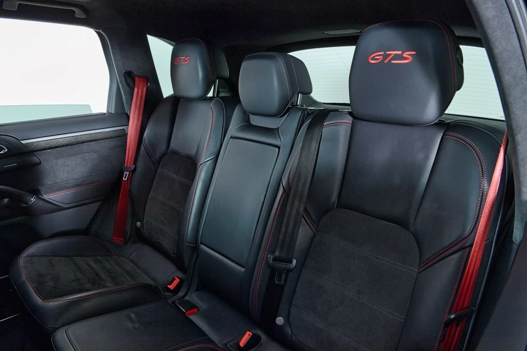 2013 Porsche 958 Cayenne GTS - Image 15 of 20