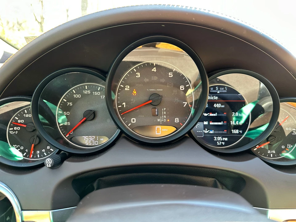 2013 Porsche 958 Cayenne S - Image 10 of 12