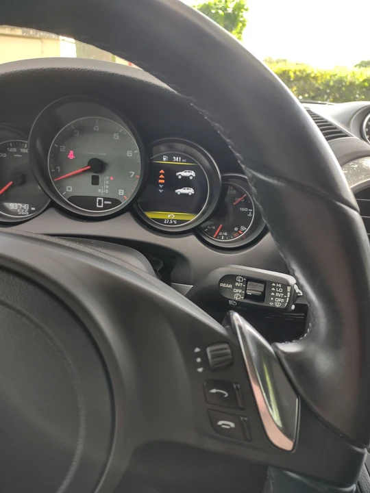 2013 Porsche 958 Cayenne S - Image 10 of 14