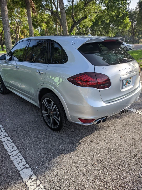 2013 Porsche 958 Cayenne S - Image 14 of 14
