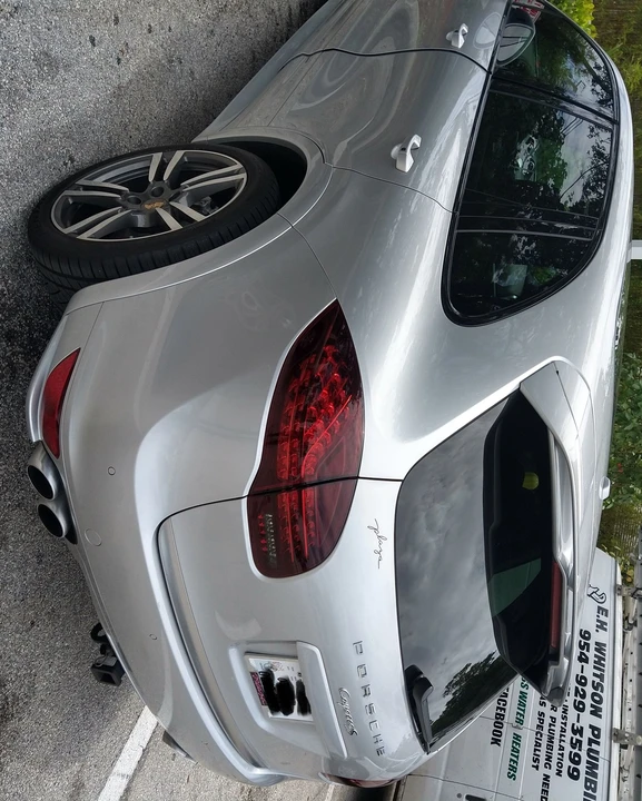 2013 Porsche 958 Cayenne S - Image 2 of 8