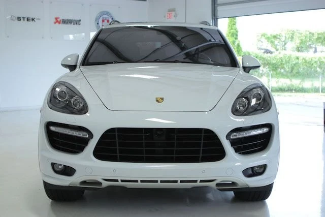 2013 Porsche 958 Cayenne Turbo - Image 2 of 10
