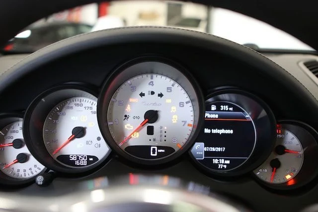 2013 Porsche 958 Cayenne Turbo - Image 7 of 10