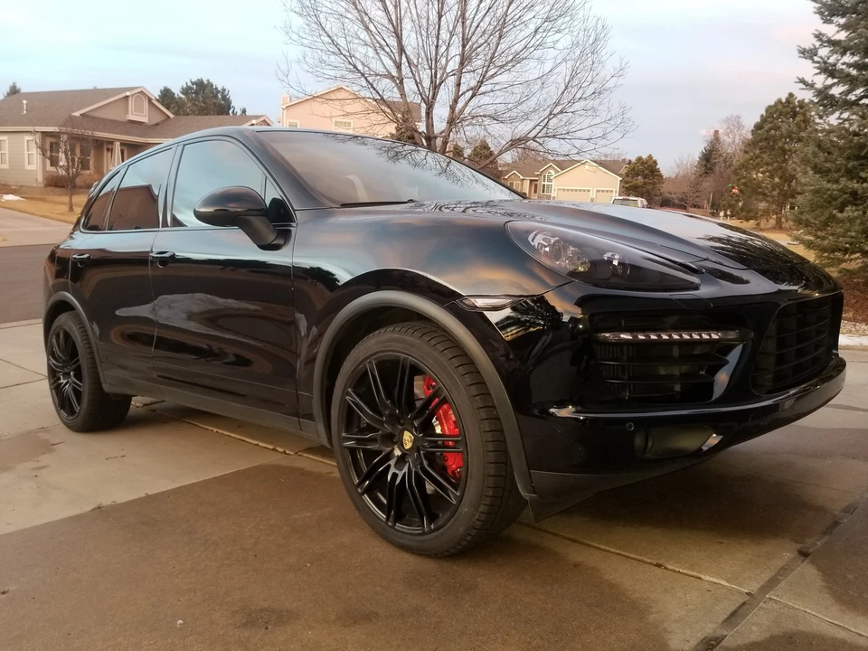2013 Porsche 958 Cayenne Turbo - Image 2 of 12