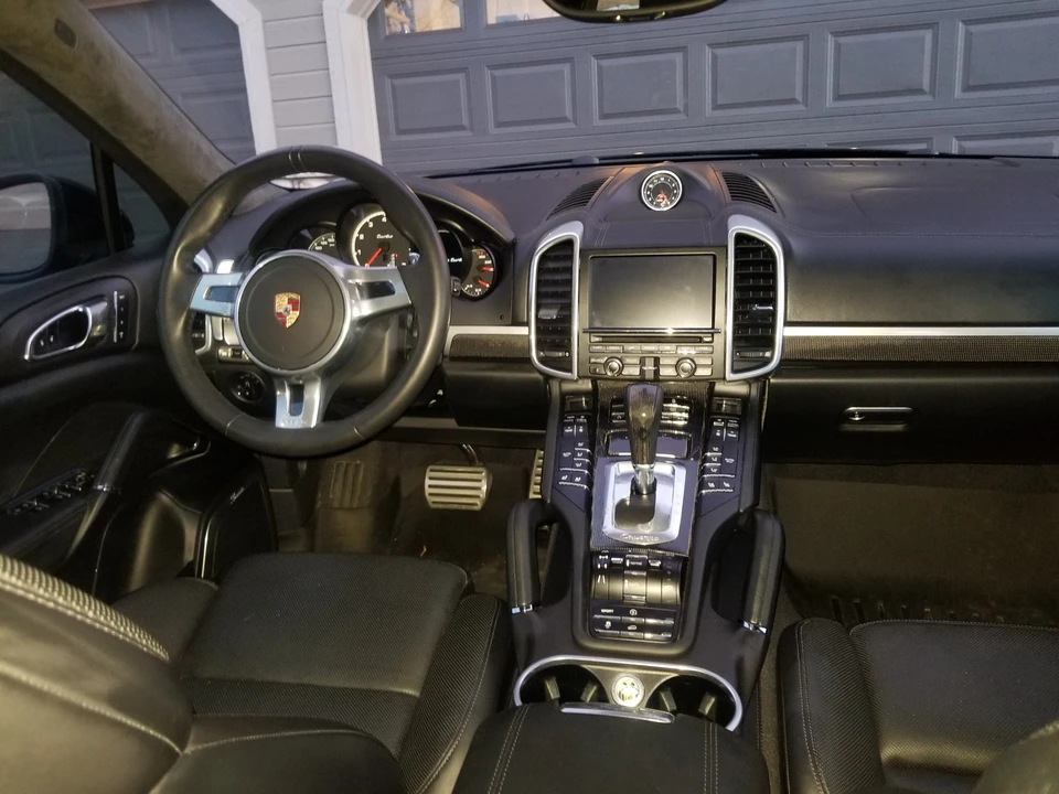 2013 Porsche 958 Cayenne Turbo - Image 11 of 12