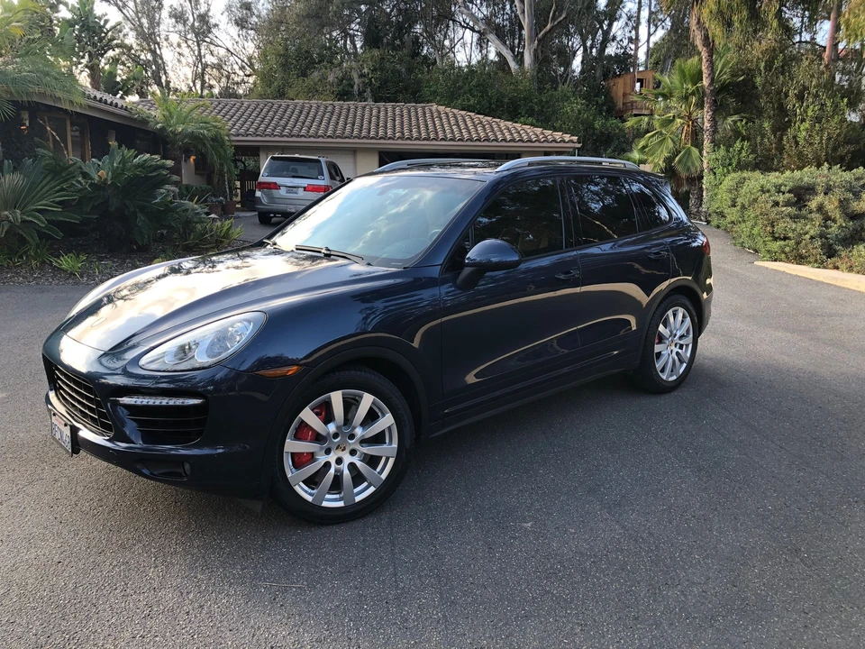 2013 Porsche 958 Cayenne Turbo - Image 2 of 16