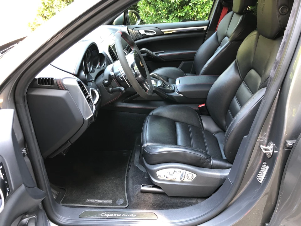 2013 Porsche 958 Cayenne Turbo - Image 17 of 31