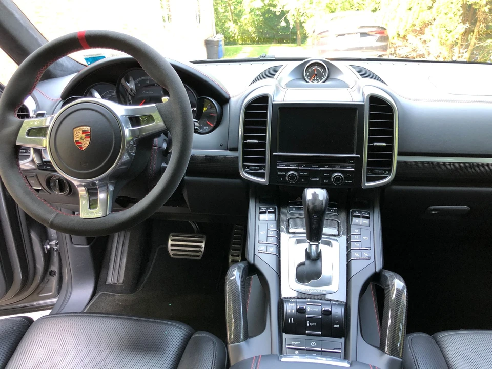 2013 Porsche 958 Cayenne Turbo - Image 12 of 31