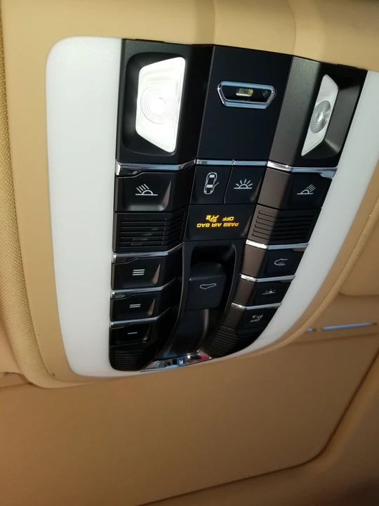 2013 Porsche 958 Cayenne - Image 14 of 20
