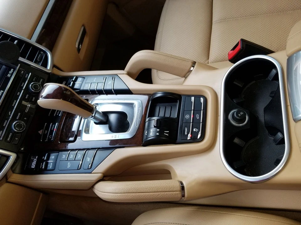 2013 Porsche 958 Cayenne - Image 19 of 20
