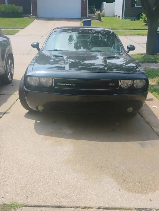 2013 Dodge Challenger 3rd Gen - Image 2 of 3