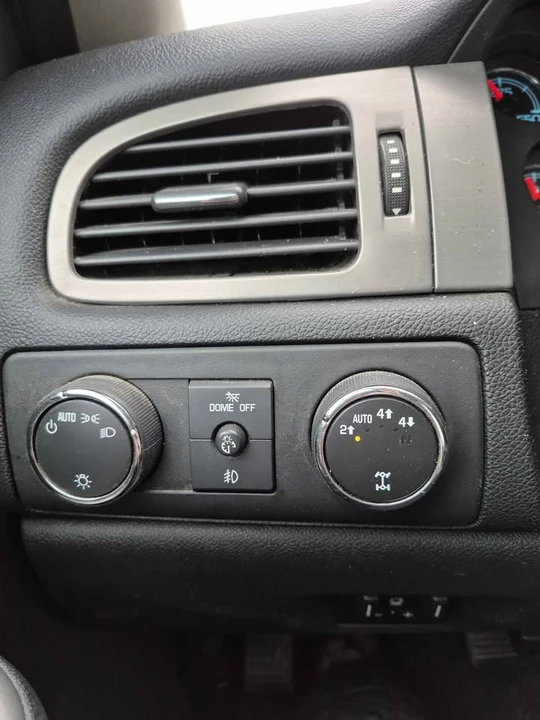 2013 Chevrolet Silverado 2nd Gen - Image 9 of 10