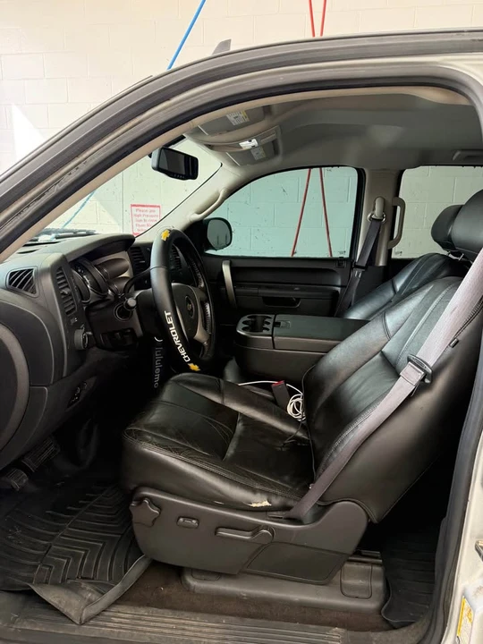 2013 Chevrolet Silverado 2nd Gen - Image 3 of 17
