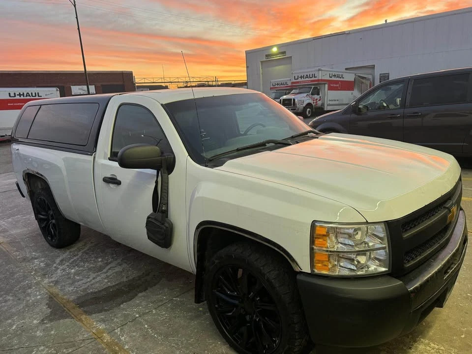 2013 Chevrolet Silverado 2nd Gen - Image 2 of 2