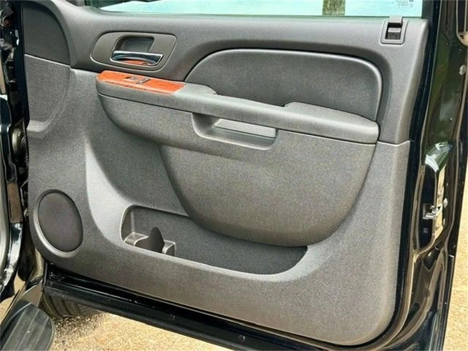 2013 Chevrolet Avalanche - Image 15 of 22