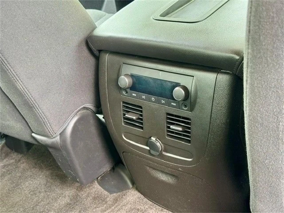 2013 Chevrolet Avalanche - Image 18 of 22