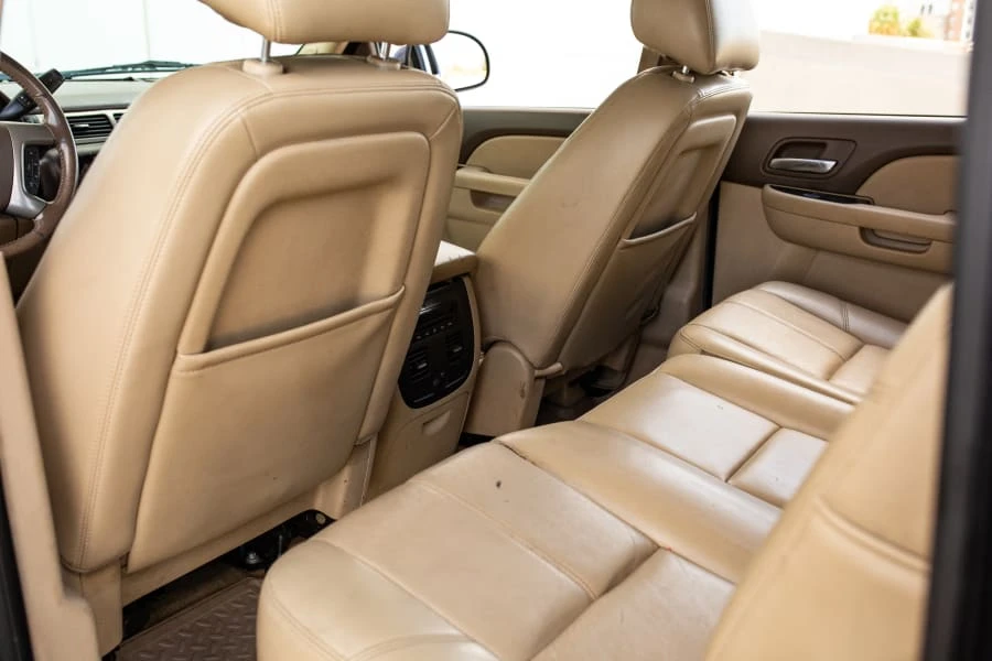 2013 Chevrolet Avalanche - Image 15 of 21