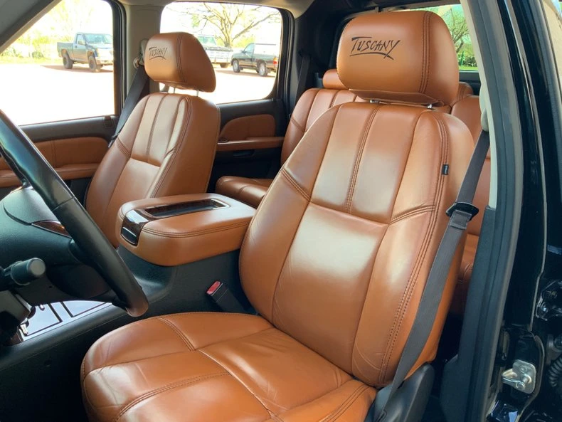 2013 Chevrolet Avalanche - Image 22 of 31