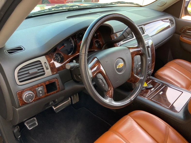 2013 Chevrolet Avalanche - Image 21 of 31