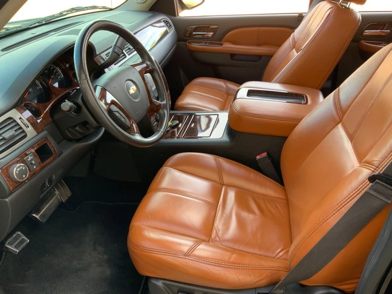 2013 Chevrolet Avalanche - Image 3 of 31