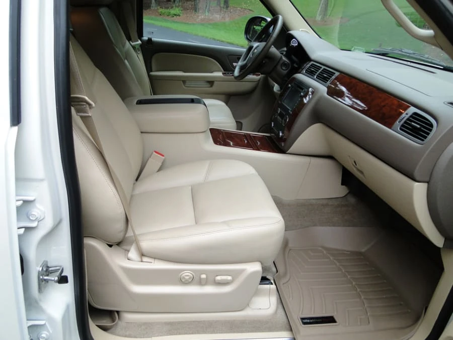 2013 Chevrolet Avalanche - Image 4 of 7