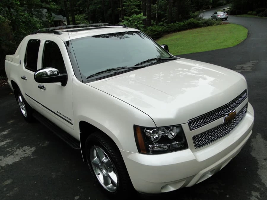 2013 Chevrolet Avalanche - Image 7 of 7