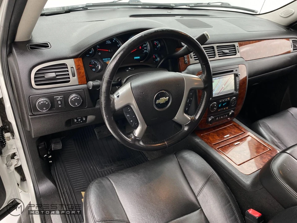 2013 Chevrolet Avalanche - Image 18 of 21