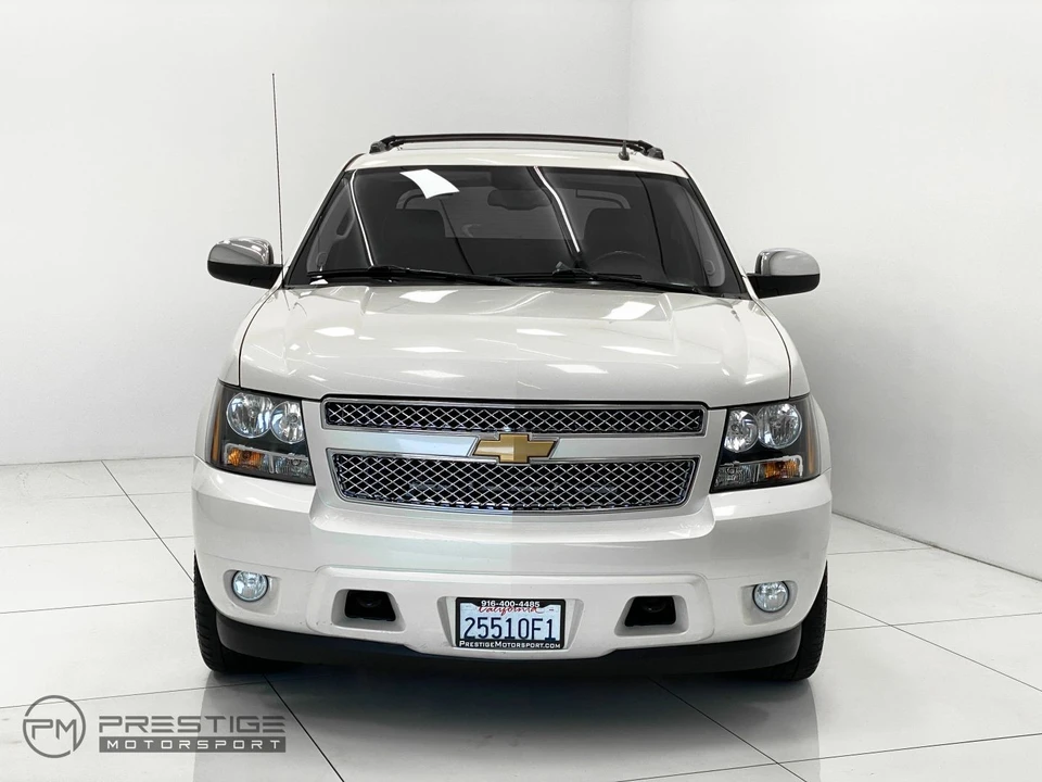 2013 Chevrolet Avalanche - Image 2 of 21