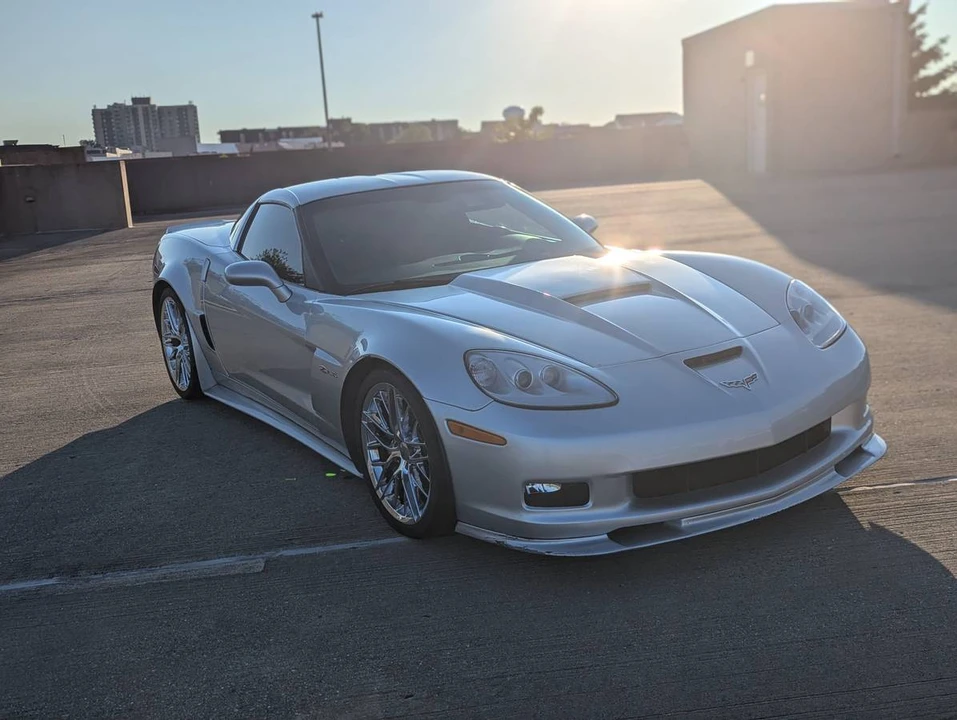 2013 Chevrolet Corvette C6 Z06 - Image 2 of 11