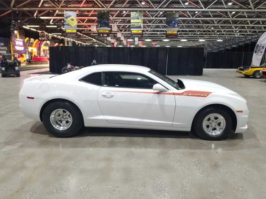 2013 Chevrolet Camaro 5th Gen - Image 2 of 10