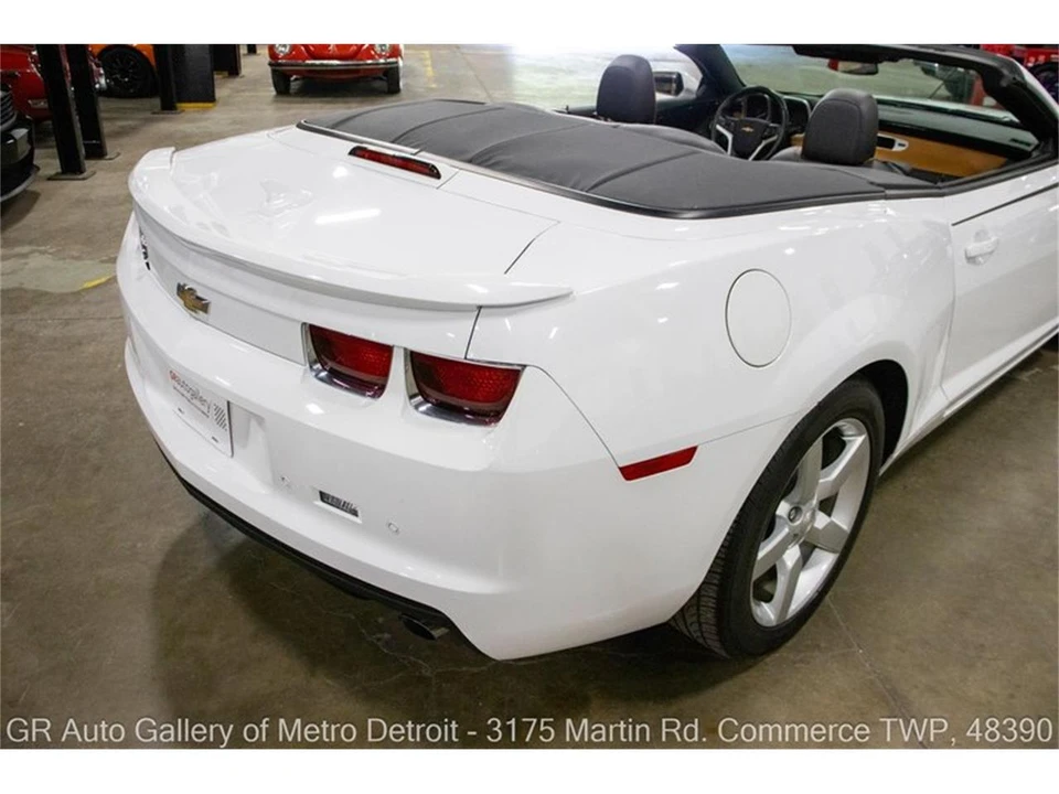 2013 Chevrolet Camaro 5th Gen - Image 16 of 31
