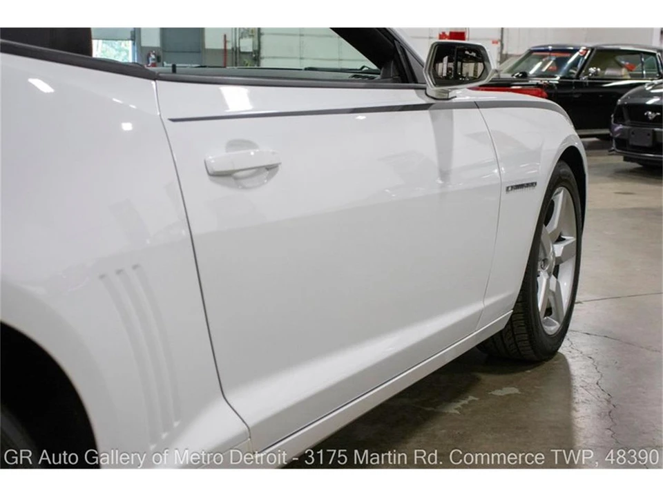 2013 Chevrolet Camaro 5th Gen - Image 24 of 31