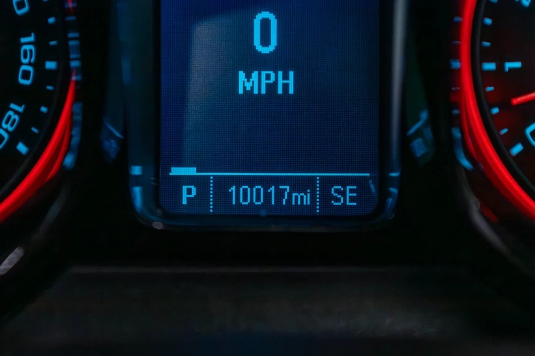 2013 Chevrolet Camaro SS 5th Gen - Image 13 of 31