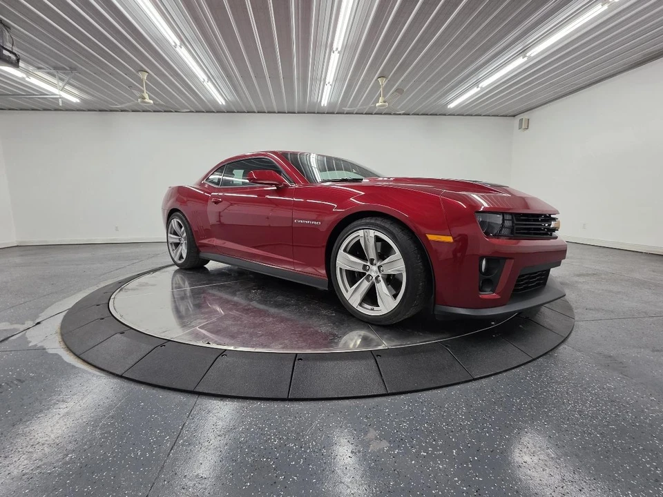 2013 Chevrolet Camaro ZL1 5th Gen - Image 17 of 31