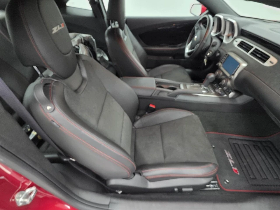 2013 Chevrolet Camaro ZL1 5th Gen - Image 26 of 31